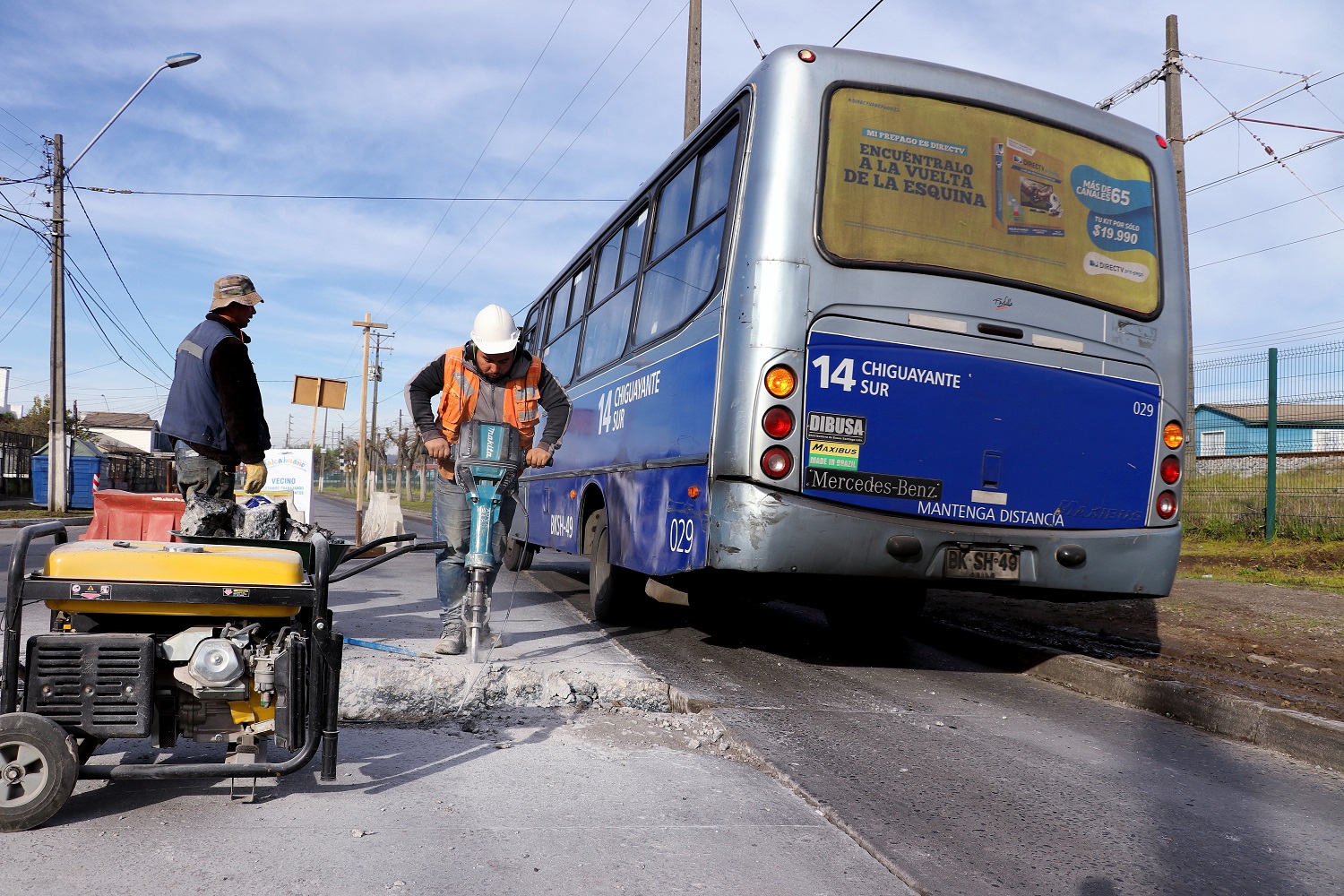 En Valdivia con Orella inician reparaciones de pavimentos dañados en la comuna