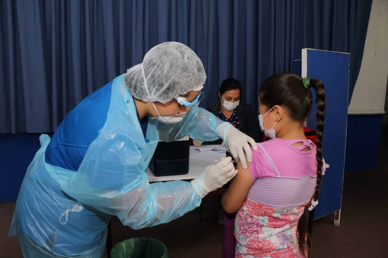 Talcahuano comenzó vacunación contra la influenza en establecimientos educacionales