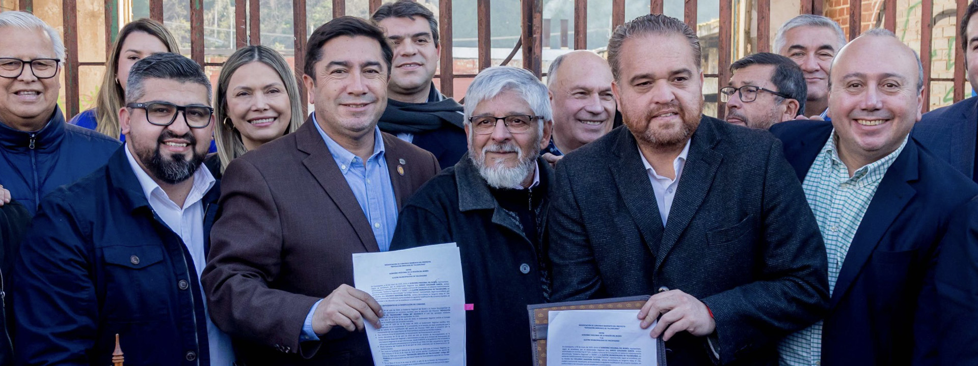 municipalidad-de-talcahuano-y-gore-firman-convenio-de-traspaso-de-recursos-para-reconstruir-mercado